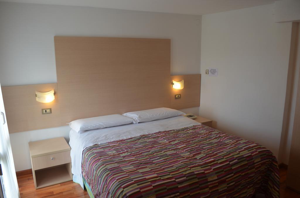 Hotel Paradiso Monteluco Bagian luar foto